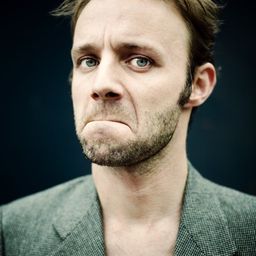 Pepijn Caudron 飾演 Rudolf