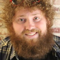 Ted Etienne 飾演 Stéphane