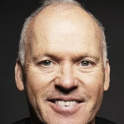 米高基頓 飾演 Frank Logan