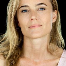 Anana Rydvald 飾演 Glass Cell Nurse