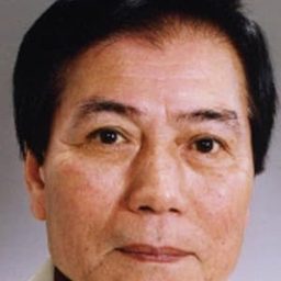 千田光男 飾演 Smiley (voice)