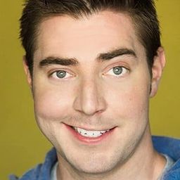 凱文·M·霍爾頓 飾演 Charlie