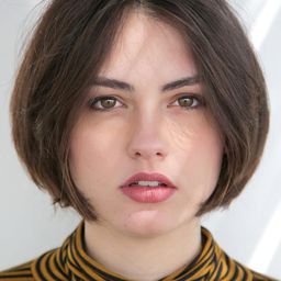 露曼娜馬杰奧拉韋加諾 飾演 Ludovica