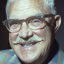 James MacDonald 飾演 Crow (voice) (uncredited)