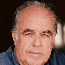 西恩·麥肯 - 芝加哥演員 飾演Judge