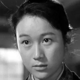 巖崎加根子 飾演 