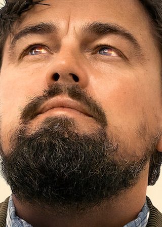 千萬別抬頭 海報