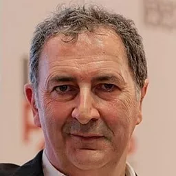 佛朗索瓦·墨黑雷 飾演 Le père d'Adrien