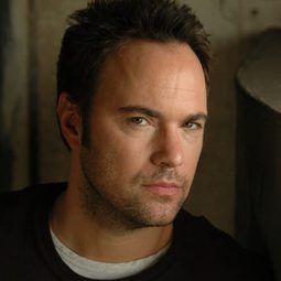 Neill Barry - 阿特拉斯聳聳肩演員 飾演Philip Rearden