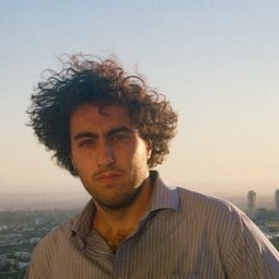 加布里艾爾·賈斯帕里納托斯 - ONEFOUR：饒舌魂不死導演