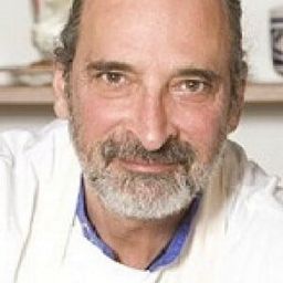 Andy Luotto 飾演 self