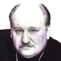 法蘭克·米努奇 飾演 Uncle Mac