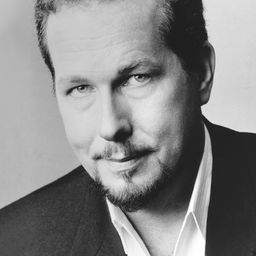 James Morris 飾演 Jago