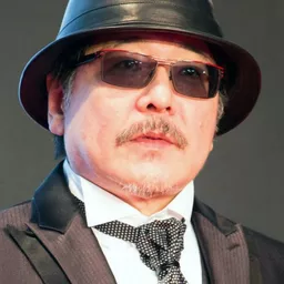 雨宮慶太 - 未来忍者 慶雲機忍外伝導演