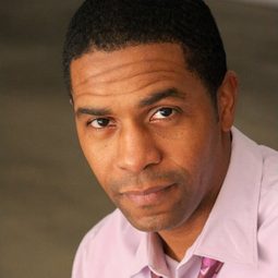 羅蘭多·波伊斯 飾演 Brian Andrews