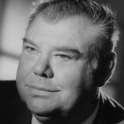 Ady Berber 飾演 Malluch