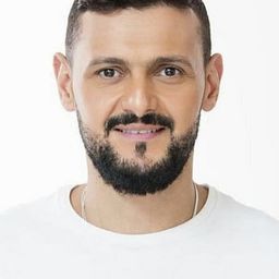 拉梅茲·賈拉爾 飾演 أحمد لاشين - الصحفي