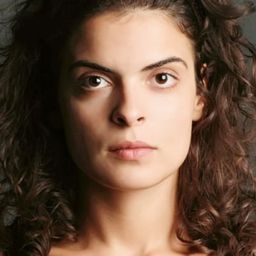 Milena Predić 飾演 Učiteljica