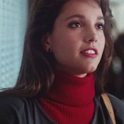 Lisa Orgolini - 北非情人演員 飾演Tourist