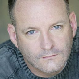 Kevin Collins - 挑戰者演員 飾演New Rochelle Parking Lot Guard