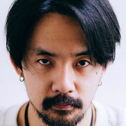 Itchnakorn Pheungkiatrasmee - 四天王演員 飾演Billy Intara