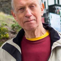 Torstein Løning 飾演 Grindåpneren