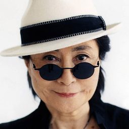 小野洋子 飾演 Self (archive footage)