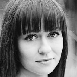 Florence Hoath - Tom's Midnight Garden演員 飾演Hatty (12 years)