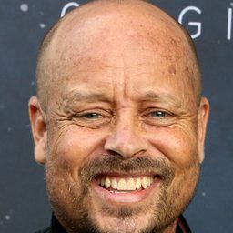 Aron Eisenberg 飾演 Olaf