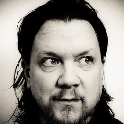 Anthony Pierce - Terrible Angels導演