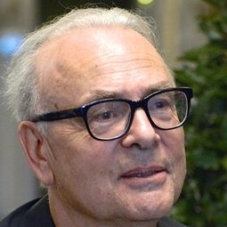 Patrick Modiano 飾演 Self