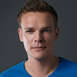 Remi Broadway - 海陸悍將演員 飾演Marine #1