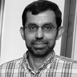 Gopal Narayanan 飾演 Self
