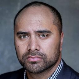 James Tito - WHINA演員 飾演Pita Ti Wake