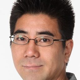 粟津 貴嗣 飾演 Sugoroku (voice)