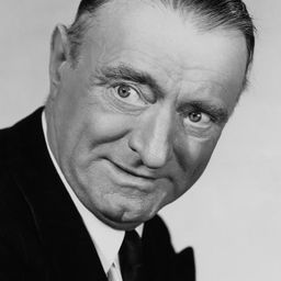 Sig Ruman 飾演 Comrade Iranoff