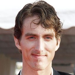 達斯汀·英格拉姆 - 血肉森林：從頭開始演員 飾演Bert