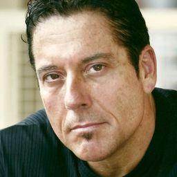 Sylvain Beauchamps - 沉默代碼演員 飾演Taupin