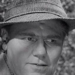 John Alderson - 捉賊記演員 飾演Detective at the Costume Ball (uncredited)