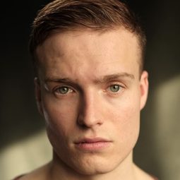 Will Fletcher - 街頭舞會演員 飾演Murdo MacAulay