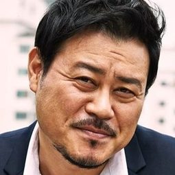 池大漢 飾演 Kang Byung-joo