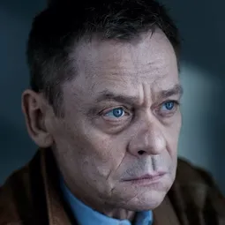 西爾維斯特·格洛斯 - 寂靜的朋友演員 飾演Anton