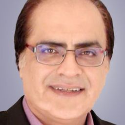 梅穆德·阿斯拉姆 飾演 Butt Sahab