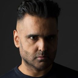 Assad Raja 飾演 Drug Prisoner