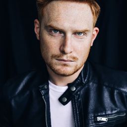 Cezary Kołacz 飾演 