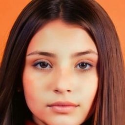 Victoria Paige Watkins 飾演 