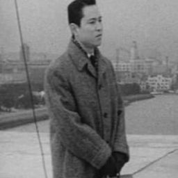 長弘 飾演 Bartender