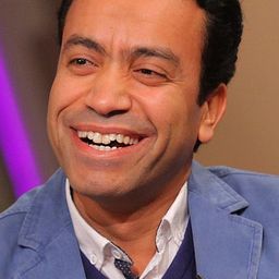 薩梅·胡珊 飾演 مغاوري