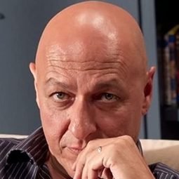 Jordi Martínez - ¡Atraco!演員 飾演Naranjo