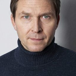 Tobias Aspelin - 費亞巴卡謀殺案系列：一生的朋友演員 飾演